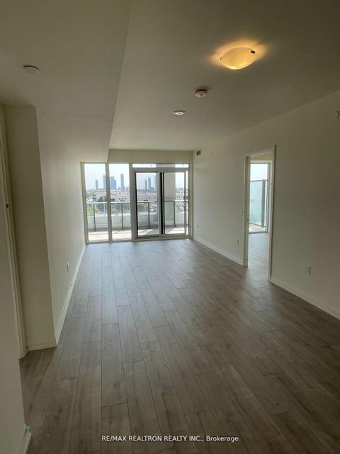 Photo 6 at 326 - 8960 Jane Street, Vellore Village, Vaughan