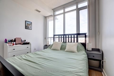 Photo 20 at 3515 - 15 Iceboat Terrace, Waterfront Communities C1, Toronto