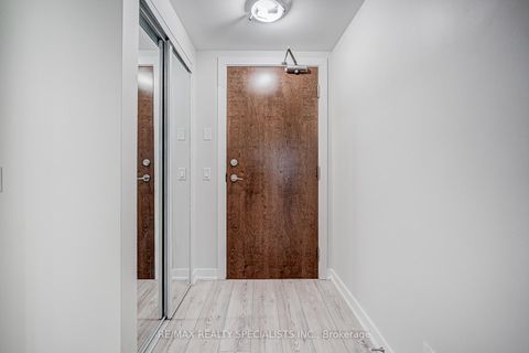 Photo 5 at 601 - 2220 Lakeshore Boulevard W, Mimico, Toronto