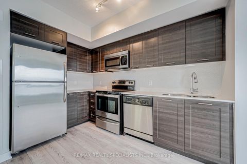 Photo 9 at 601 - 2220 Lakeshore Boulevard W, Mimico, Toronto