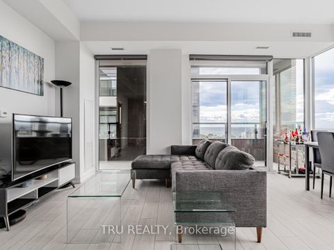 Photo 4 at LPH12 - 270 Dufferin Street, South Parkdale, Toronto