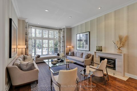 Photo 5 at 67 Fifeshire Road, Windfields, Toronto
