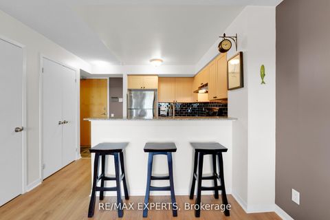 Photo 6 at 516 - 1050 The Queensway, City Centre West, Toronto