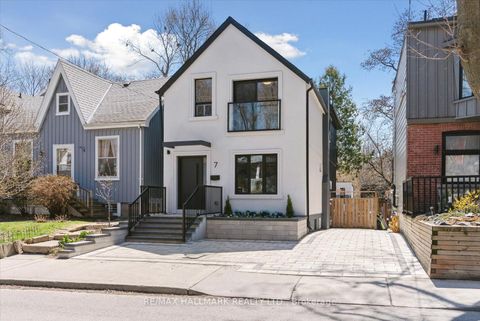 Photo 2 at 7 Ivy Avenue, South Riverdale, Toronto
