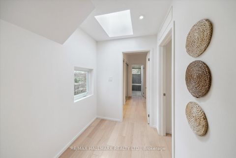 Photo 35 at 7 Ivy Avenue, South Riverdale, Toronto