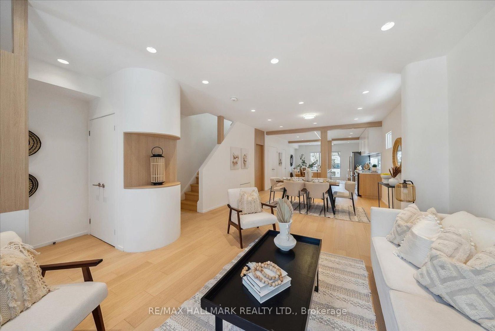 7 Ivy Avenue, South Riverdale, Toronto 