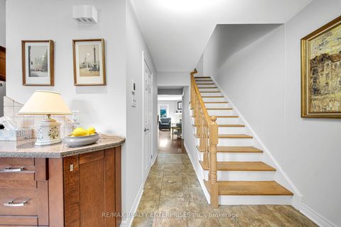 Photo 6 at 5 - 2056 Lakeshore Road W, BR Bronte, Oakville