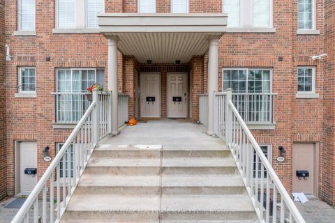 Photo 1 at 79 - 9 Windermere Avenue, Swansea, Toronto