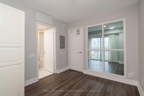 Photo 17 at 79 - 9 Windermere Avenue, Swansea, Toronto