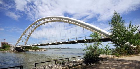 Photo 27 at 79 - 9 Windermere Avenue, Swansea, Toronto