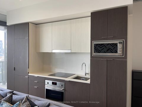 Photo 14 at 2201 - 170 Bayview Avenue, Waterfront Communities C8, Toronto