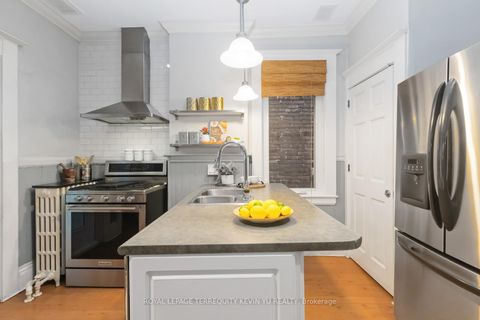 Photo 7 at 23 Kenneth Avenue, High Park North, Toronto