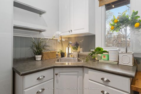Photo 10 at 23 Kenneth Avenue, High Park North, Toronto