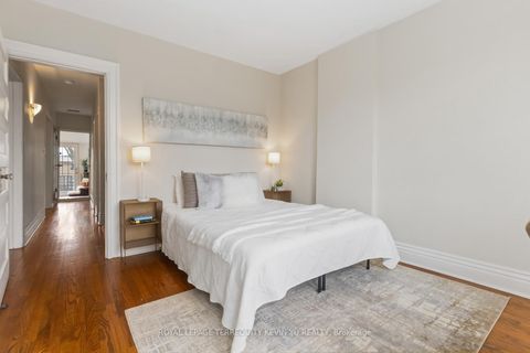Photo 12 at 23 Kenneth Avenue, High Park North, Toronto