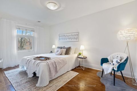 Photo 14 at 23 Kenneth Avenue, High Park North, Toronto