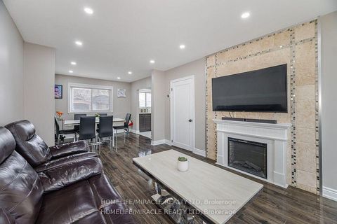 Photo 9 at 345 Silverstone Drive, Clairville, Toronto