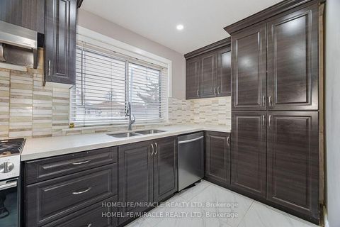 Photo 13 at 345 Silverstone Drive, Clairville, Toronto