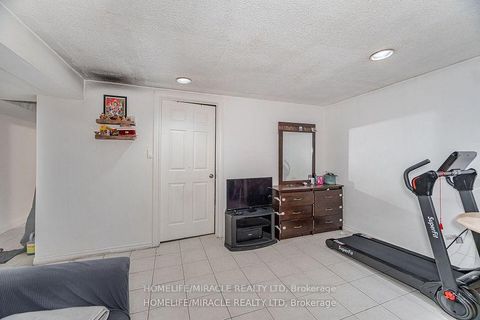 Photo 37 at 345 Silverstone Drive, Clairville, Toronto