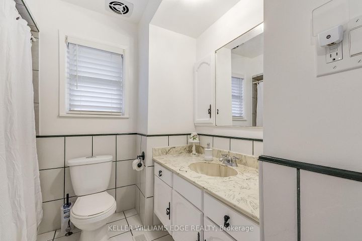 Photo 5 at 1470 Fisher Avenue, Mountainside, Burlington