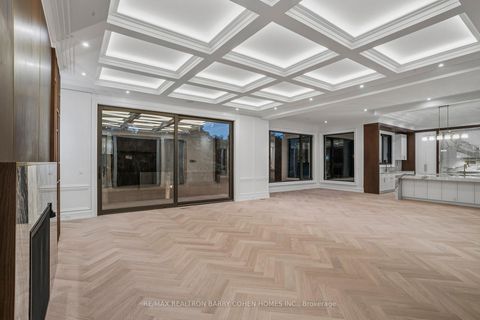 Photo 9 at 27 Penwood Crescent, Don Mills, Toronto