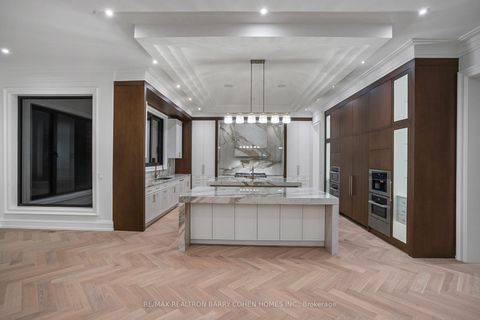 Photo 10 at 27 Penwood Crescent, Don Mills, Toronto