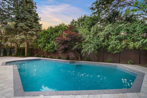 Photo 28 at 27 Penwood Crescent, Don Mills, Toronto