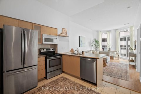 Photo 8 at 413 - 410 Queens Quay W, Waterfront Communities C1, Toronto