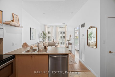 Photo 9 at 413 - 410 Queens Quay W, Waterfront Communities C1, Toronto