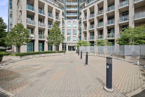 Photo 41 at 413 - 410 Queens Quay W, Waterfront Communities C1, Toronto