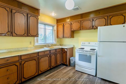 Photo 17 at 5 Tinder Crescent, Victoria Village, Toronto