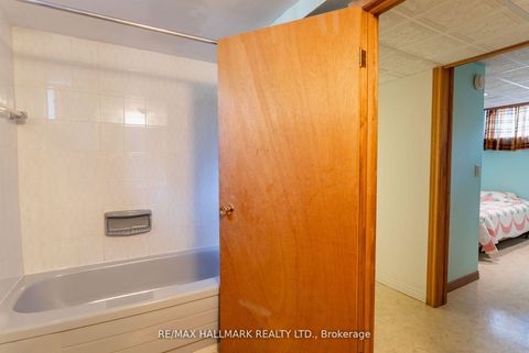 Photo 40 at 5 Tinder Crescent, Victoria Village, Toronto