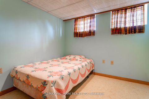 Photo 42 at 5 Tinder Crescent, Victoria Village, Toronto