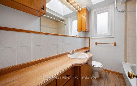 Photo 22 at 6 Robindale Avenue, Alderwood, Toronto