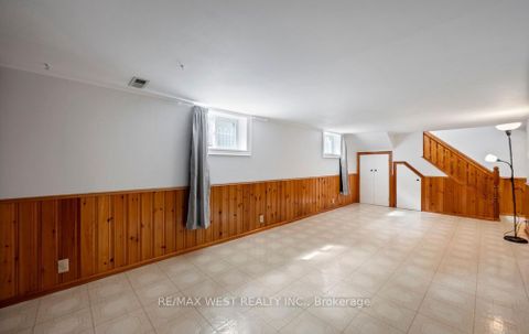 Photo 31 at 6 Robindale Avenue, Alderwood, Toronto