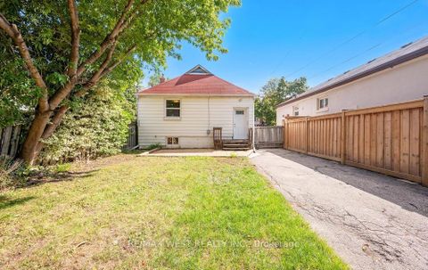 Photo 34 at 6 Robindale Avenue, Alderwood, Toronto
