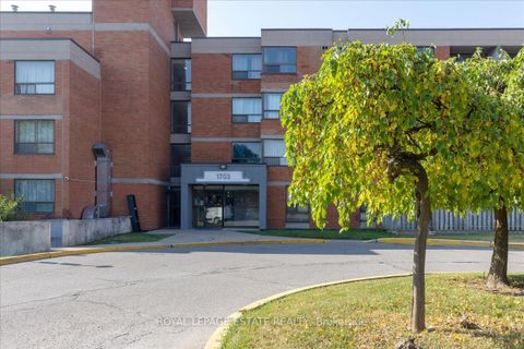 Photo 2 at P3 - 1703 Mccowan Road, Malvern West, Toronto