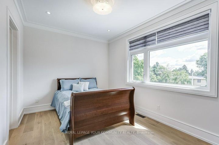 Photo 23 at 2 Hemford Crescent, Don Mills, Toronto
