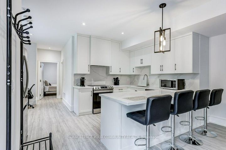 Photo 28 at 2 Hemford Crescent, Don Mills, Toronto