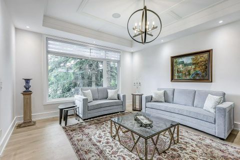 Photo 6 at 2 Hemford Crescent, Don Mills, Toronto