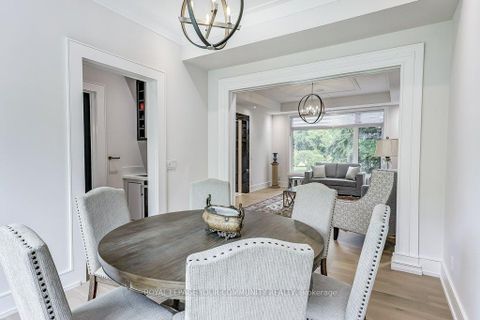 Photo 8 at 2 Hemford Crescent, Don Mills, Toronto