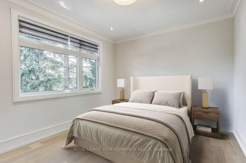 Photo 20 at 2 Hemford Crescent, Don Mills, Toronto