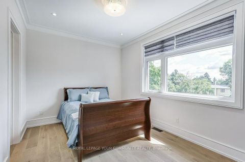 Photo 23 at 2 Hemford Crescent, Don Mills, Toronto
