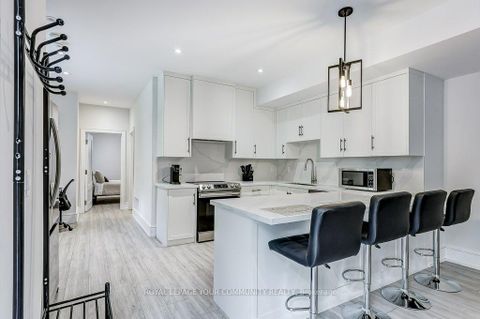 Photo 28 at 2 Hemford Crescent, Don Mills, Toronto