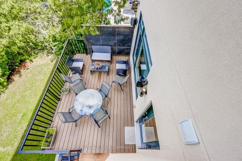 Photo 33 at 2 Hemford Crescent, Don Mills, Toronto