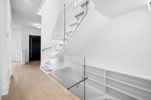 Photo 9 at 40 Manderley Drive, Cliffside, Toronto