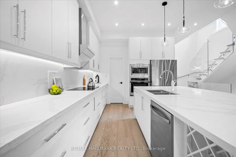 Photo 10 at 40 Manderley Drive, Cliffside, Toronto