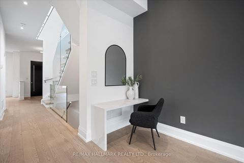 Photo 16 at 40 Manderley Drive, Cliffside, Toronto