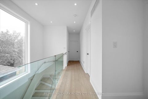 Photo 17 at 40 Manderley Drive, Cliffside, Toronto