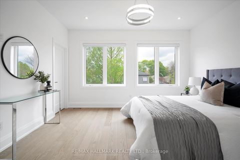 Photo 19 at 40 Manderley Drive, Cliffside, Toronto