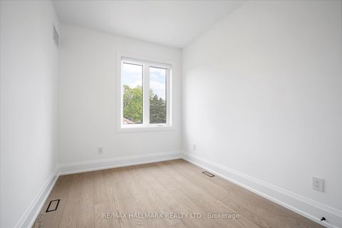 Photo 23 at 40 Manderley Drive, Cliffside, Toronto